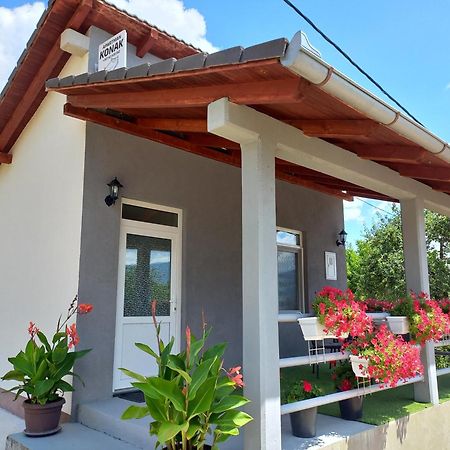 Apartman Konak Prozor Exterior foto